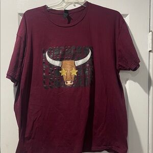 Maroon Graphic T-Shirt